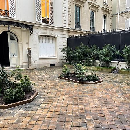 Magnifique Studio Champs-Elysee Lägenhet Paris Exteriör bild